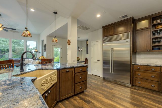 11708 Palisades PKWY, Austin, TX 78732