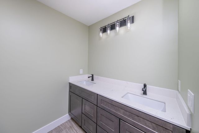 6897 Abbey Lane, Morton Twp, MI 49346