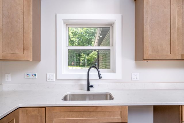 6897 Abbey Lane, Morton Twp, MI 49346