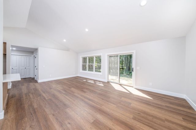 6897 Abbey Lane, Morton Twp, MI 49346