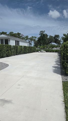 237 BAINBRIDGE DRIVE, Nokomis, FL 34275