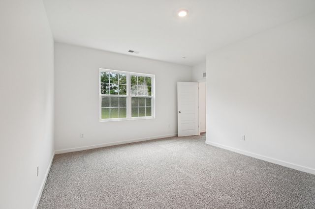 6433 Maple Glen Drive, Wonder Lake, IL 60097