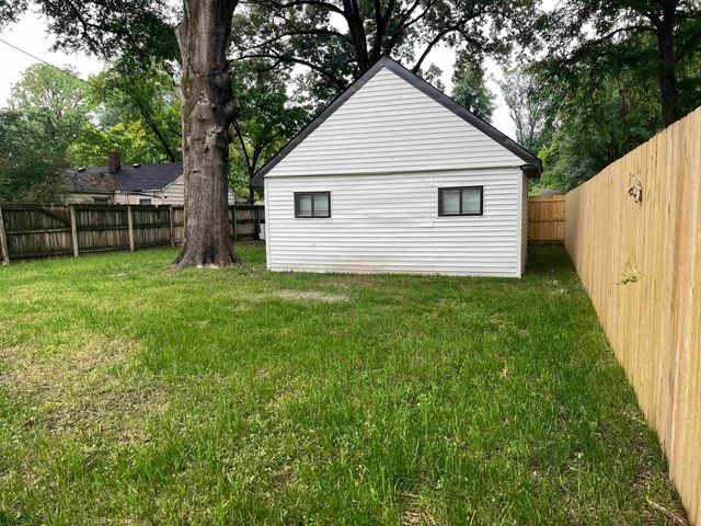1745 OZAN ST, Memphis, TN 38108