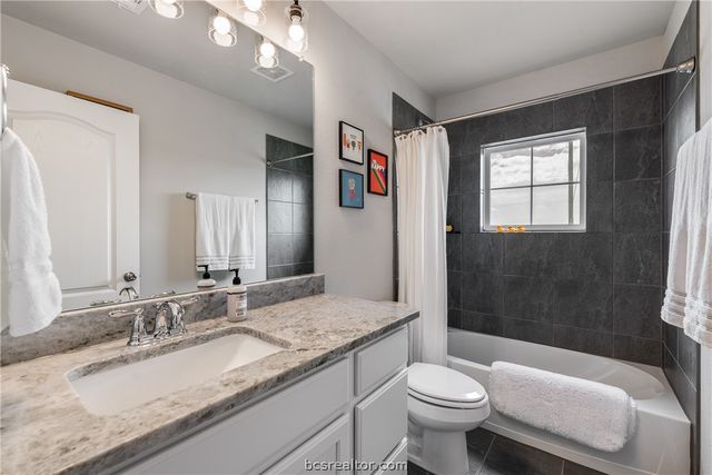 1209 Patriot Drive, College Station, TX 77845