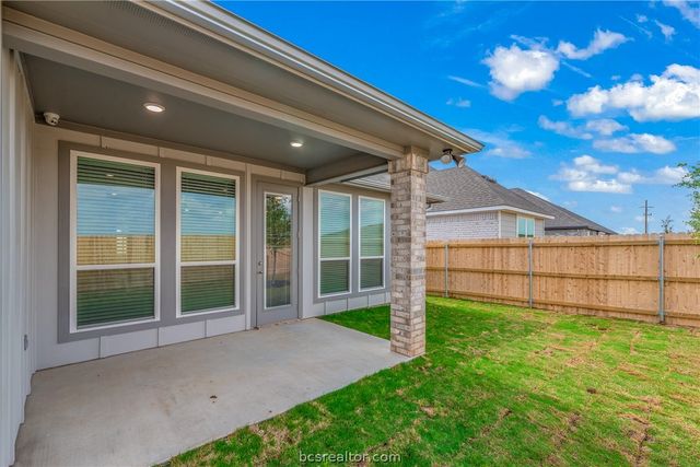 1209 Patriot Drive, College Station, TX 77845