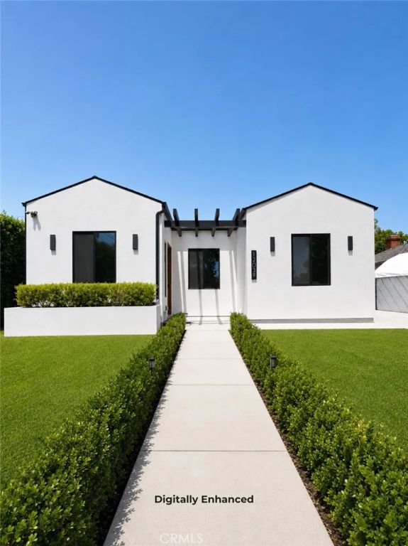 12039 Tiara, North Hollywood, CA 91601