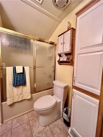 1295 S Cawston Avenue 6, Hemet, CA 92545