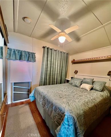 1295 S Cawston Avenue 6, Hemet, CA 92545