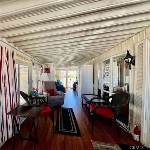 1295 S Cawston Avenue 6, Hemet, CA 92545