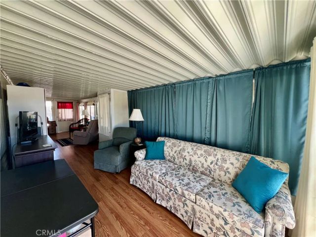 1295 S Cawston Avenue 6, Hemet, CA 92545