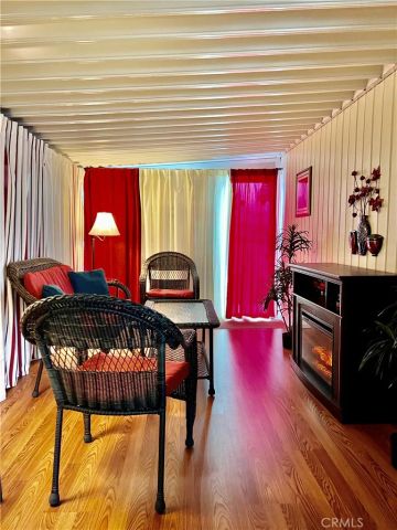 1295 S Cawston Avenue 6, Hemet, CA 92545