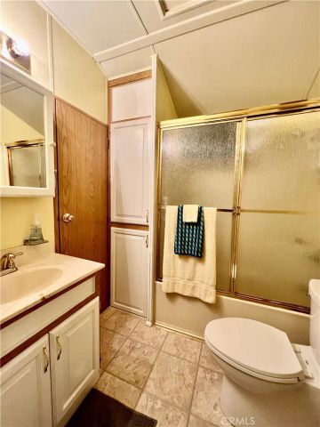 1295 S Cawston Avenue 6, Hemet, CA 92545