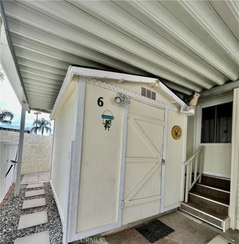 1295 S Cawston Avenue 6, Hemet, CA 92545