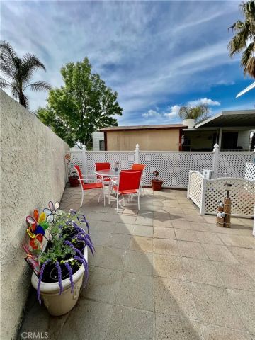 1295 S Cawston Avenue 6, Hemet, CA 92545