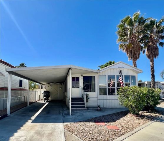 1295 S Cawston Avenue 6, Hemet, CA 92545