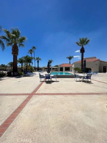 1295 S Cawston Avenue 6, Hemet, CA 92545