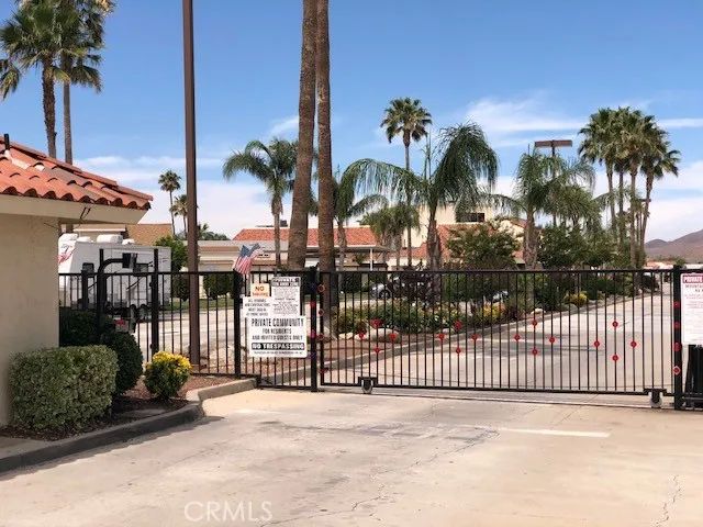 1295 S Cawston Avenue 6, Hemet, CA 92545