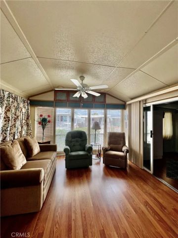 1295 S Cawston Avenue 6, Hemet, CA 92545