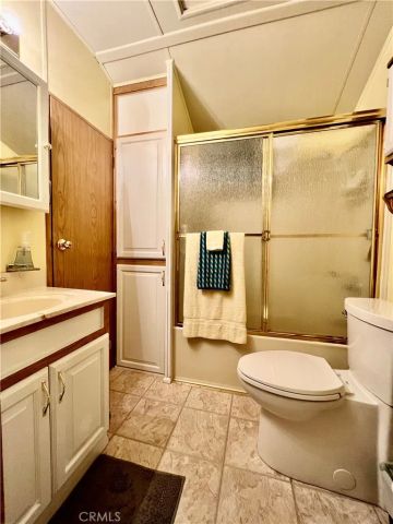 1295 S Cawston Avenue 6, Hemet, CA 92545