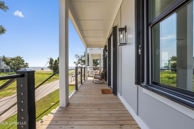 577 Maria Avenue, Gulfport, MS 39501