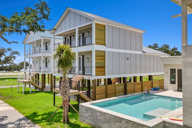 577 Maria Avenue, Gulfport, MS 39501