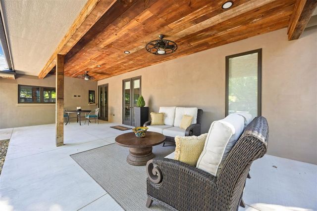 1810 Elmhurst Avenue, Nichols Hills, OK 73120