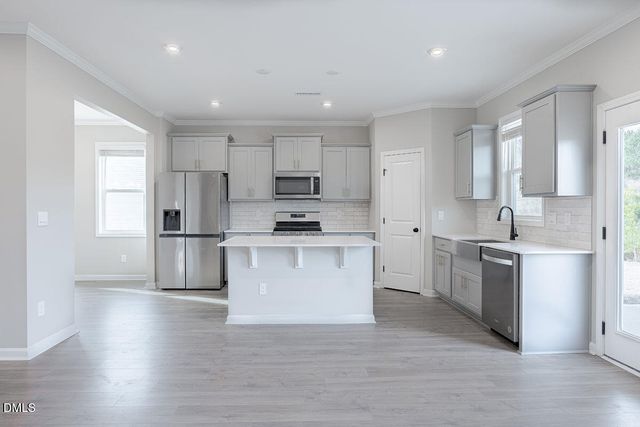 242 W Ravano Drive, Clayton, NC 27527