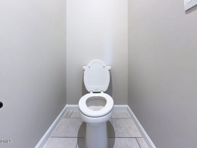 242 W Ravano Drive, Clayton, NC 27527