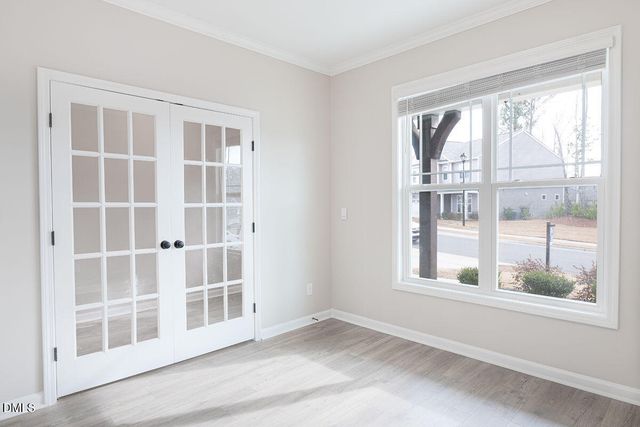 242 W Ravano Drive, Clayton, NC 27527