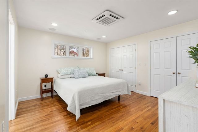 38 Irving Dr, Walpole, MA 02081