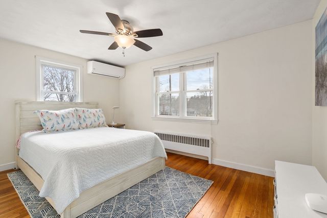 38 Irving Dr, Walpole, MA 02081