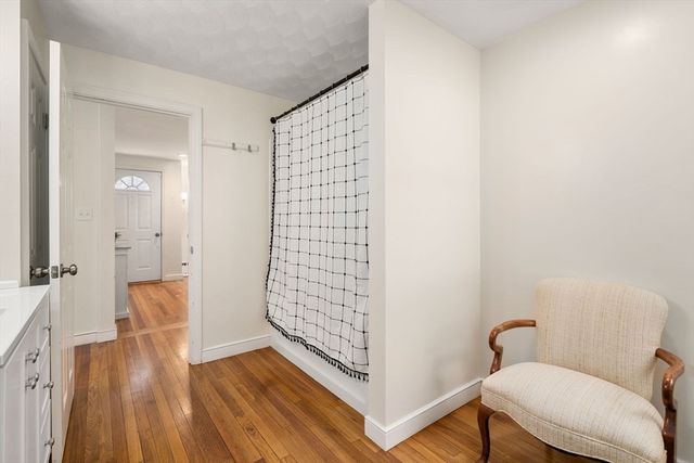 38 Irving Dr, Walpole, MA 02081