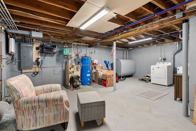 38 Irving Dr, Walpole, MA 02081