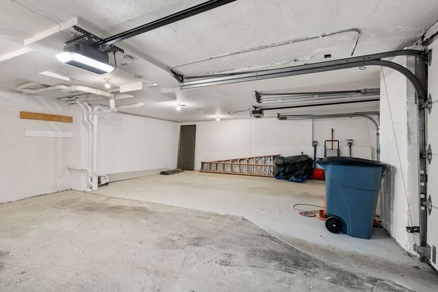 38 Irving Dr, Walpole, MA 02081