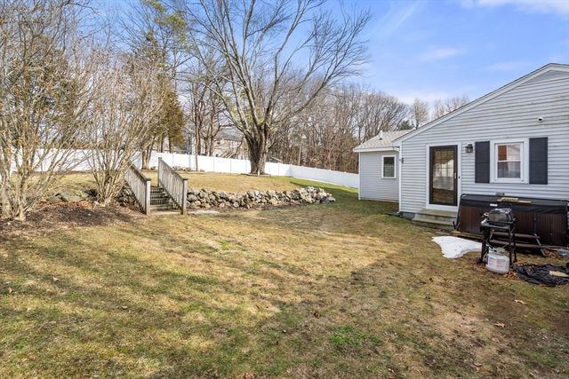38 Irving Dr, Walpole, MA 02081