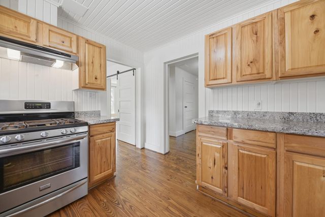 23 N Harris Street, Bellville, TX 77418