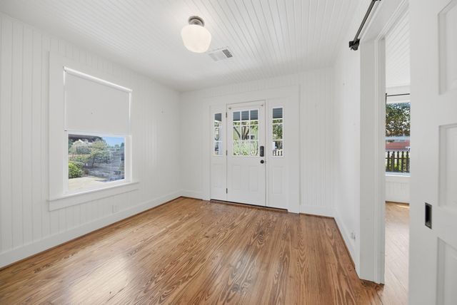 23 N Harris Street, Bellville, TX 77418