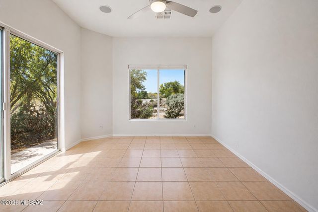 1137 S Speckled Stone Way, Tucson, AZ 85710