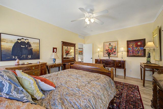 1137 S Speckled Stone Way, Tucson, AZ 85710