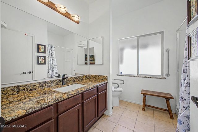 1137 S Speckled Stone Way, Tucson, AZ 85710