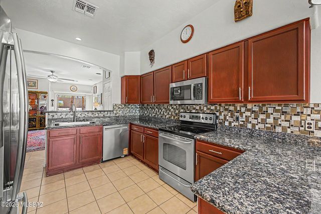 1137 S Speckled Stone Way, Tucson, AZ 85710