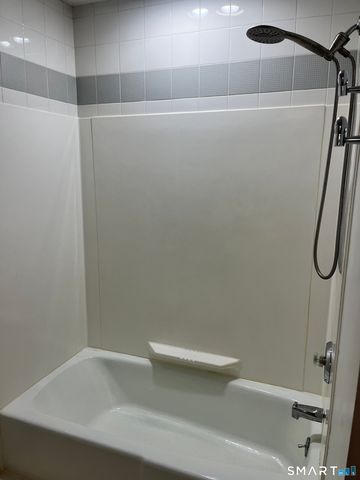 83 Washington Street 3C, Norwalk, CT 06854