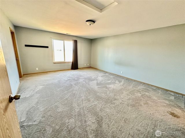 20003 Kuper Court SW, Centralia, WA 98531