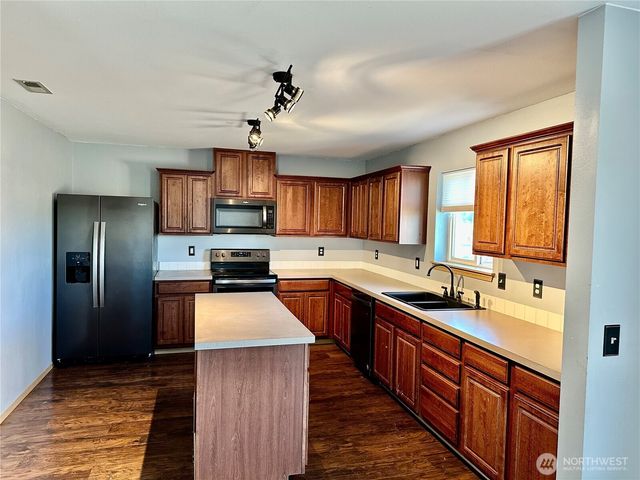 20003 Kuper Court SW, Centralia, WA 98531