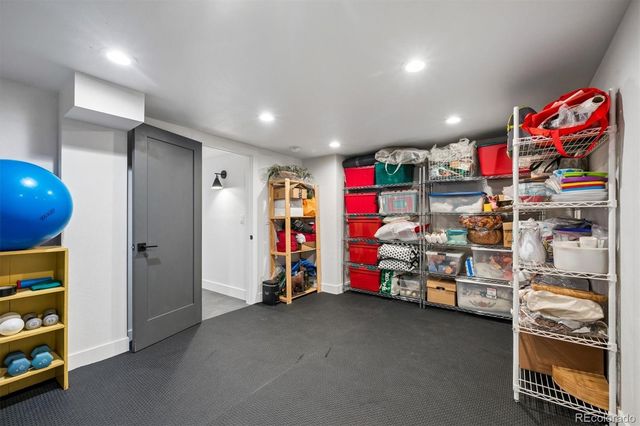 1567 W Briarwood Avenue, Littleton, CO 80120