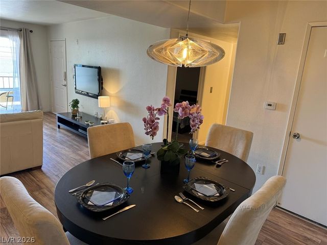 7885 West Flamingo Road 1002, Las Vegas, NV 89147