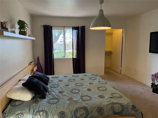 7885 West Flamingo Road 1002, Las Vegas, NV 89147