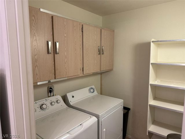 7885 West Flamingo Road 1002, Las Vegas, NV 89147