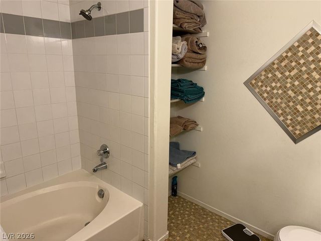 7885 West Flamingo Road 1002, Las Vegas, NV 89147