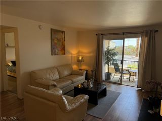 7885 West Flamingo Road 1002, Las Vegas, NV 89147